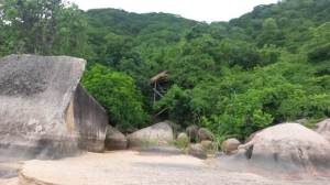 Tent on Domwe island